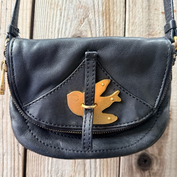 Marc Jacobs Handbags - Marc Jacob’s Petal to the Metal Pouchett Leather Crossbody Bag